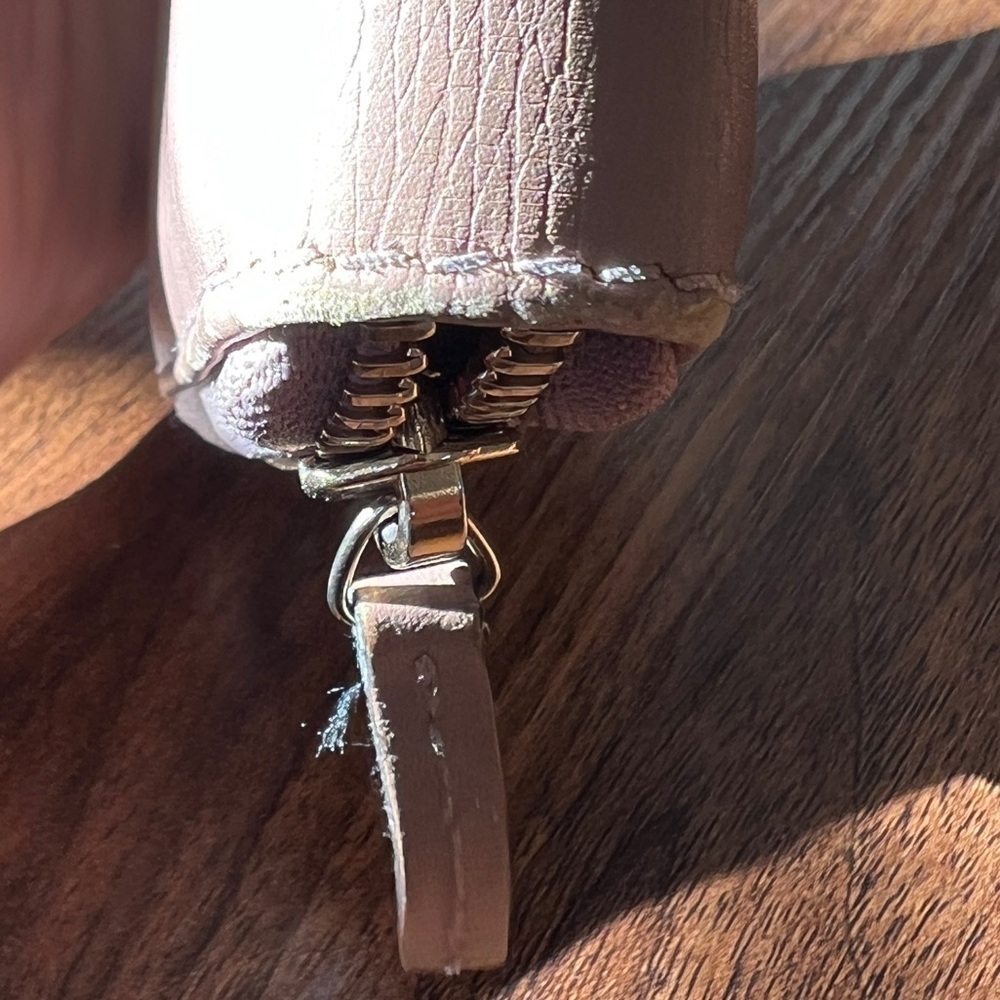 Gucci Interlocking Long Wallet - Picture 7 of 11
